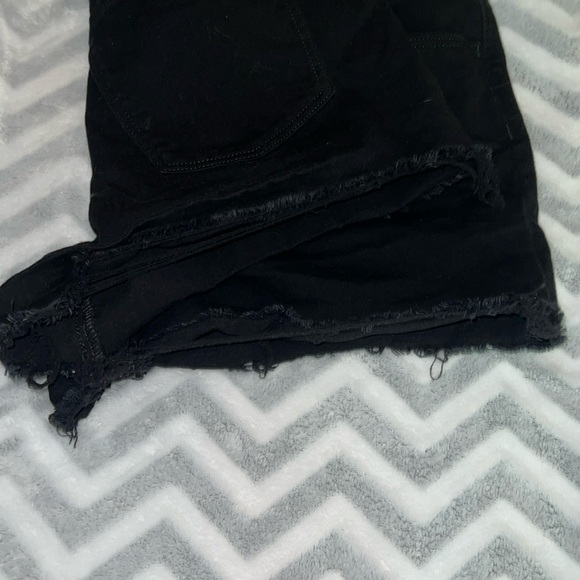 Universal Thread High Rise Midi Shorts - Picture 5 of 5